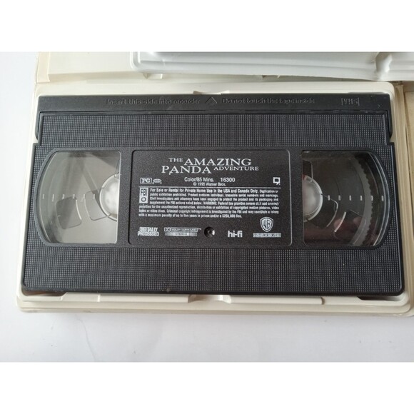 Set of 3 VHS Clamshell Kids: Amazing Panda Adventure, Tom & Huck, Wild America - Picture 5 of 11
